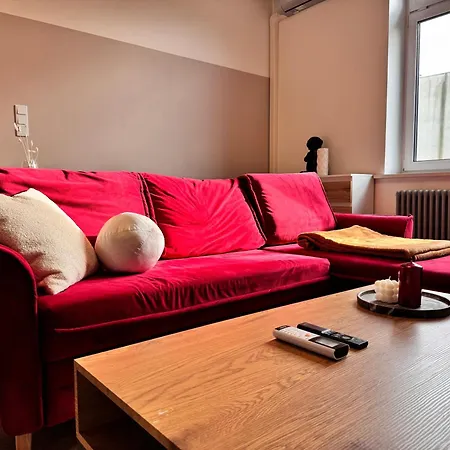 Digital Nomad 600mb Self Check-in 3min Form Main Station D-apartments *