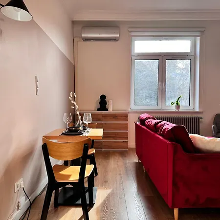 Appartement Cozy 3 Min From Main Station *